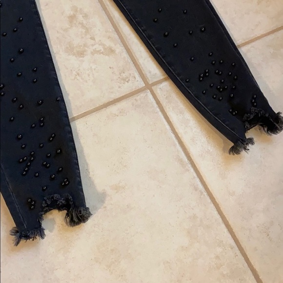 Black jeans with black pearls - Picture 3 of 3